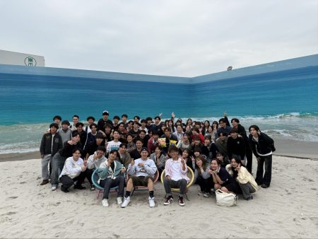鍼灸師科1年生集合写真