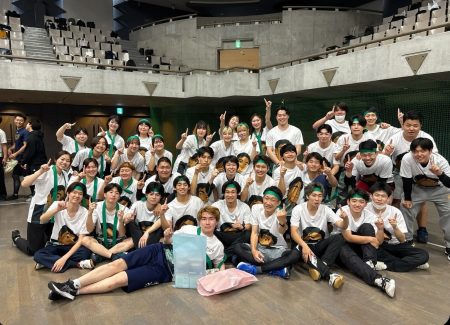 スポーツ大会の集合写真