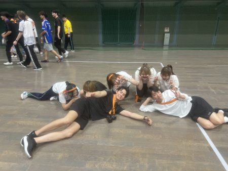 先生2人との集合写真